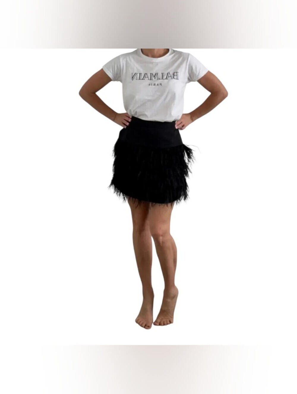 Club Monaco EUC Genuine Ostrich Feather Black Mini Skirt Size 4